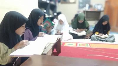 Beasiswa Untuk Santri Penghafal Quran di Pelosok