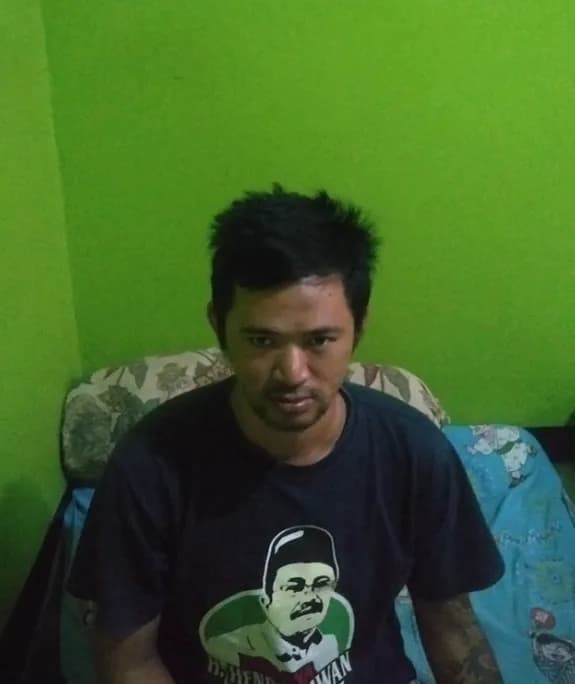 donasi-nama-saya hikmat hidayat saya seorang kepala rumah