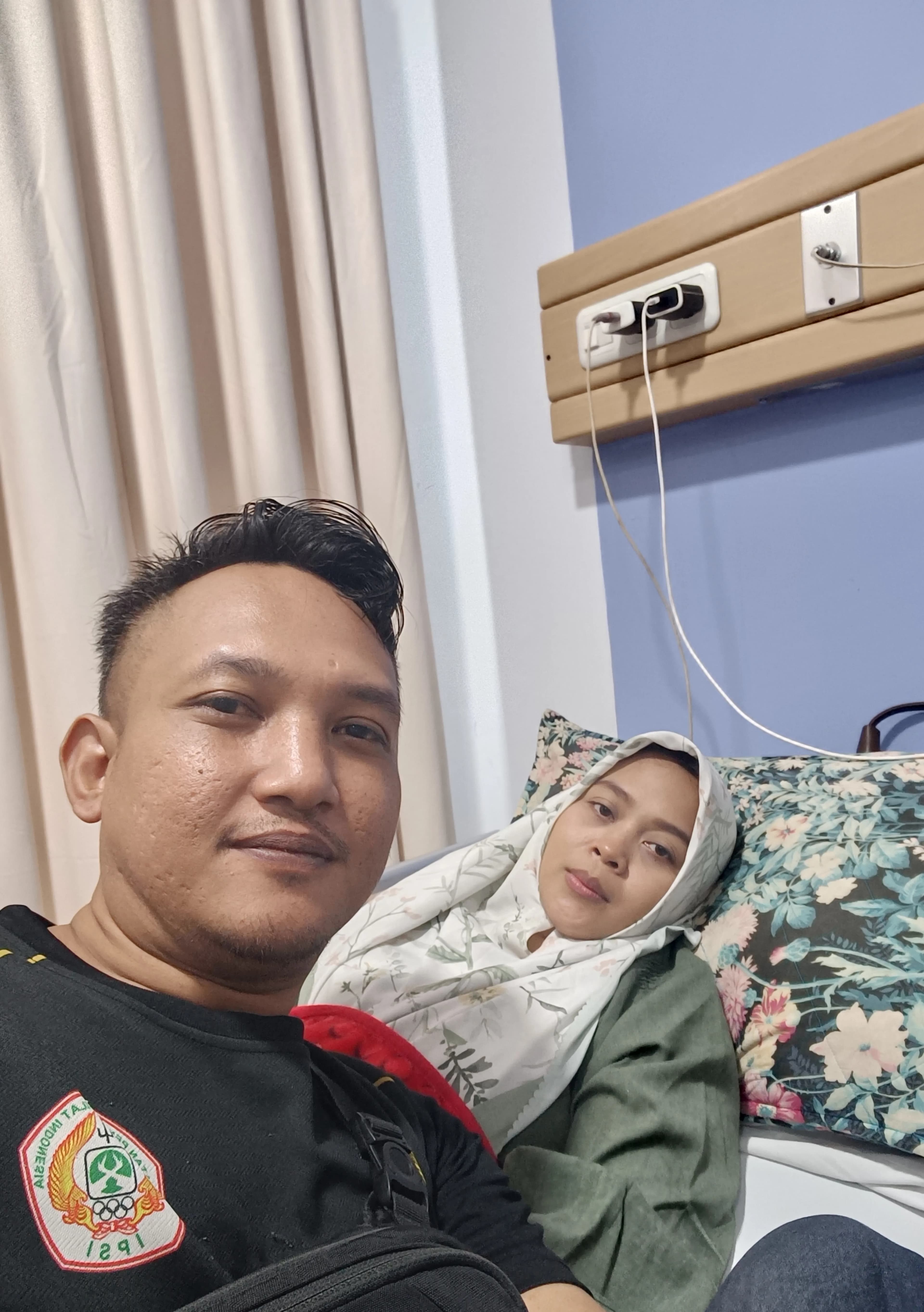 donasi-saya-galih, buruh harian lepas. istri saya berusia