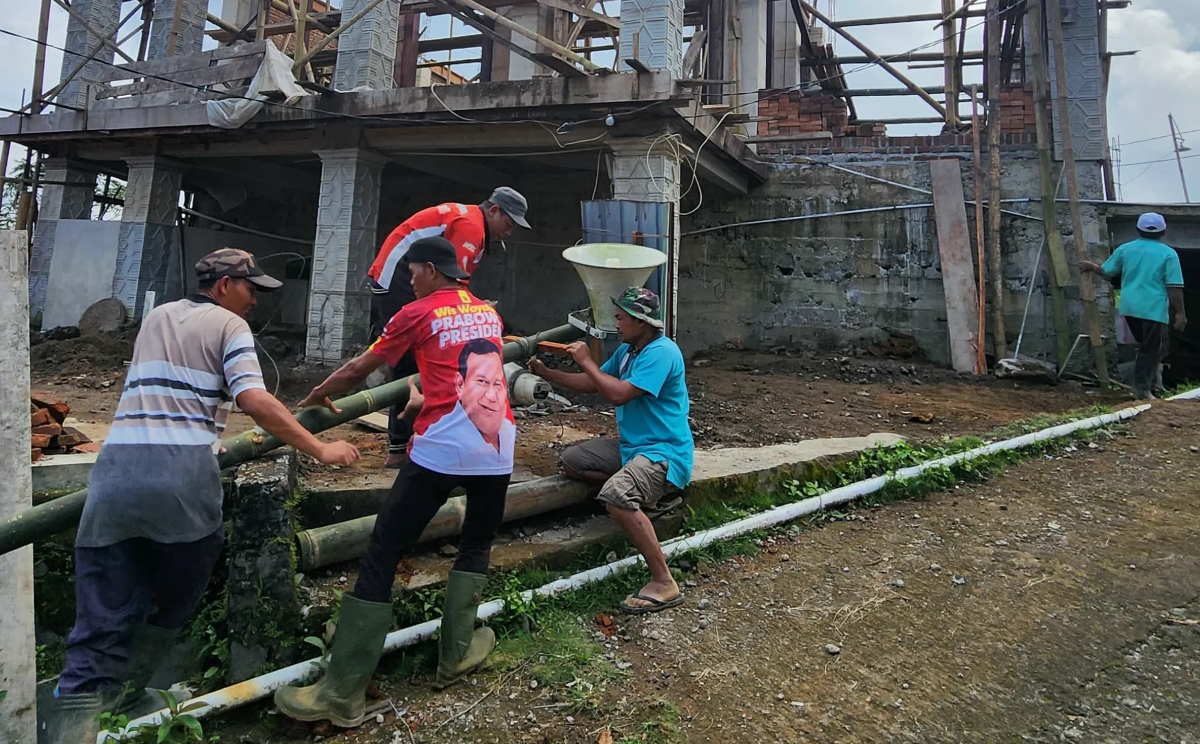 donasi-perkenalkan,-nama saya rizki bayu. saya adalah war